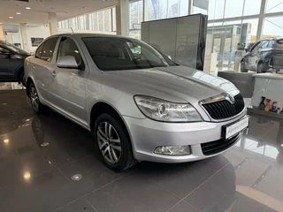 2013 Skoda Octavia II (A5) Рестайлинг, серый, 930000 рублей, вид 3