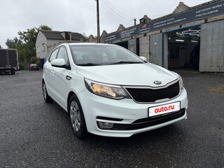 2016 Kia Rio III Рестайлинг, белый, 770000 рублей, вид 3