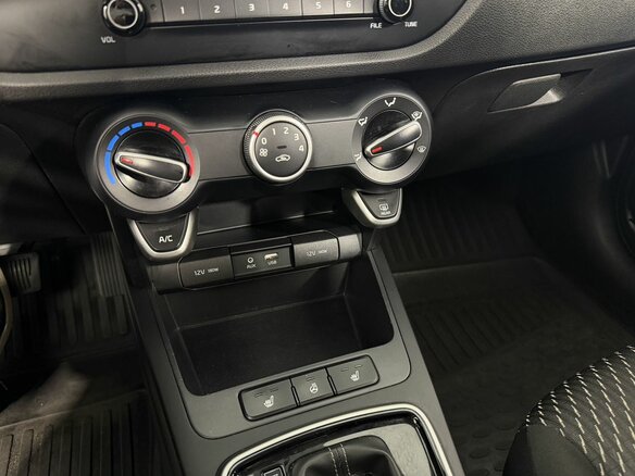 2019 Kia Rio IV, белый - вид 12
