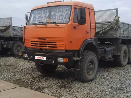 2013 КамАЗ 43118, оранжевый, 1600000 рублей, вид 1