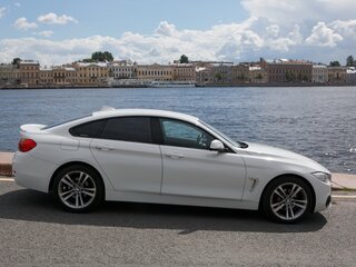 2014 BMW 4 серии Gran Coupe 420d xDrive F32/F33/F36, белый, 2670000 рублей, вид 3