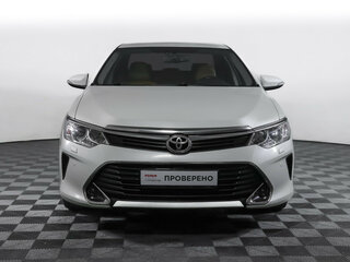 2016 Toyota Camry VII (XV50) Рестайлинг, белый, 2090000 рублей, вид 2