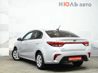 2019 Kia Rio IV, серебристый, 1350000 рублей, вид 4
