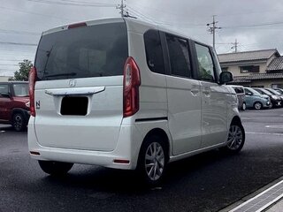 2022 Honda N-BOX II Рестайлинг, белый, 998000 рублей, вид 3