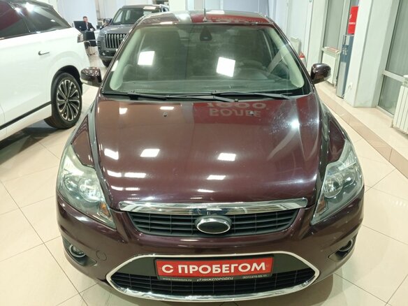 2010 Ford Focus II Рестайлинг, фиолетовый, 474000 рублей - вид 2