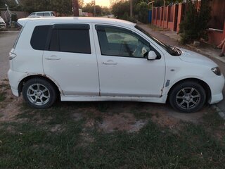 2002 Mazda Demio II (DY), белый, 280000 рублей, вид 2
