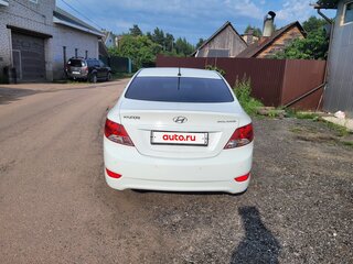 2014 Hyundai Solaris I, белый, 595000 рублей, вид 3