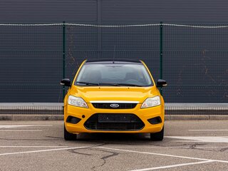 2011 Ford Focus II Рестайлинг, жёлтый, 595000 рублей, вид 2