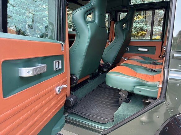2013 Land Rover Defender 110 I Рестайлинг, зелёный, 7000000 рублей - вид 20