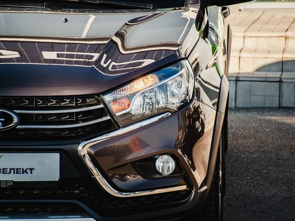 2018 Lada (ВАЗ) Vesta SW Cross I, коричневый, 1080000 рублей - вид 9
