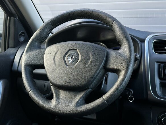 2017 Renault Logan II, серебристый, 599000 рублей - вид 14