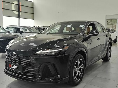 Lexus RX V