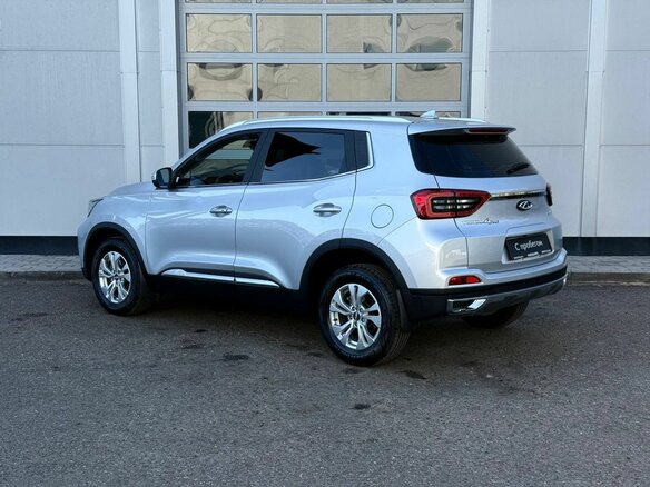 2024 Chery Tiggo 4 Pro I Рестайлинг, серый, 1545000 рублей - вид 2