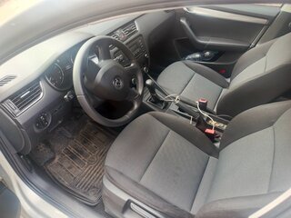 2014 Skoda Octavia III (A7), серебристый, 970000 рублей, вид 3