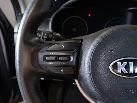 2019 Kia Rio IV, серый, 1520000 рублей - вид 13