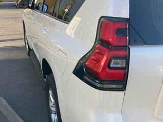 2020 Toyota Land Cruiser Prado 150 Series Рестайлинг 3, белый, 4640000 рублей, вид 5