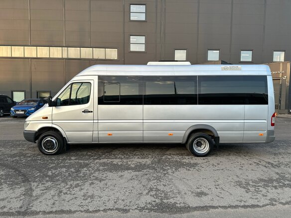2017 Mercedes-Benz Sprinter Classic, серебристый, 2390000 рублей - вид 7