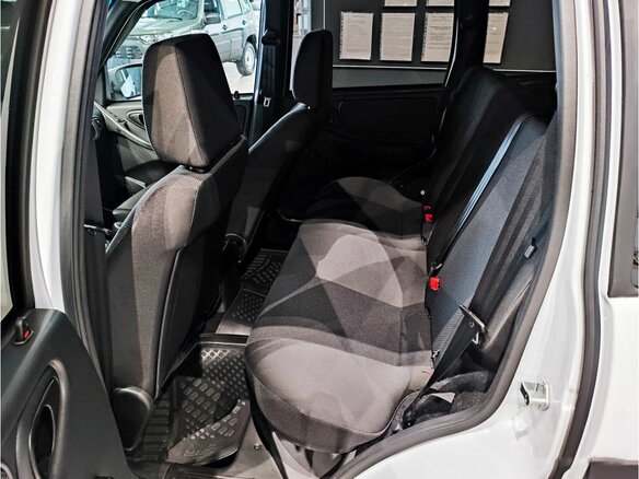 2026 Lada (ВАЗ) Niva Travel I Рестайлинг, белый, 1399900 рублей - вид 5