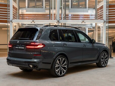 2026 BMW X7 40d I (G07) Рестайлинг, серый, 17890000 рублей, вид 2