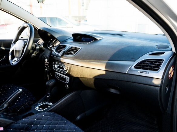 2013 Renault Fluence I Рестайлинг, серый, 680000 рублей - вид 19