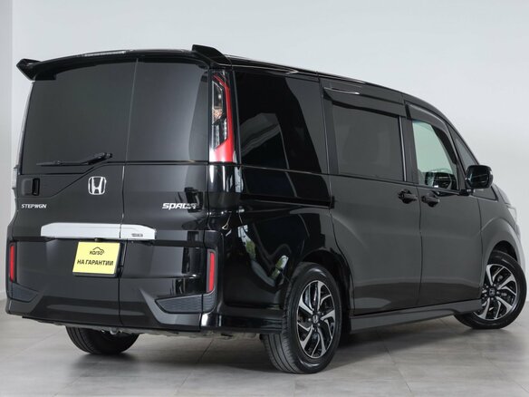 2017 Honda Stepwgn V Рестайлинг, чёрный - вид 5