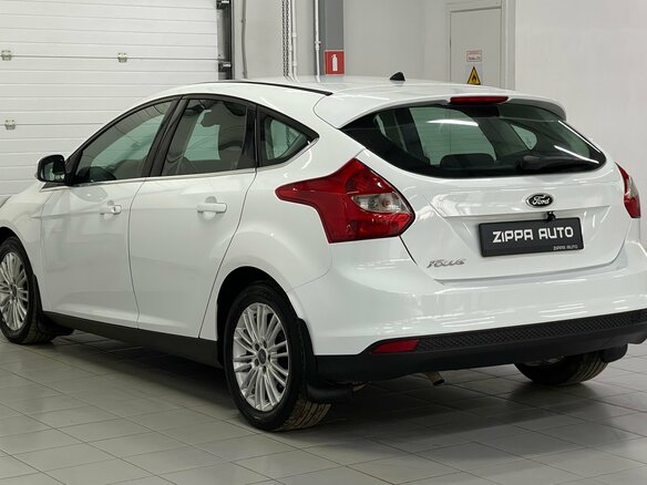 2013 Ford Focus III, белый, 849000 рублей - вид 5