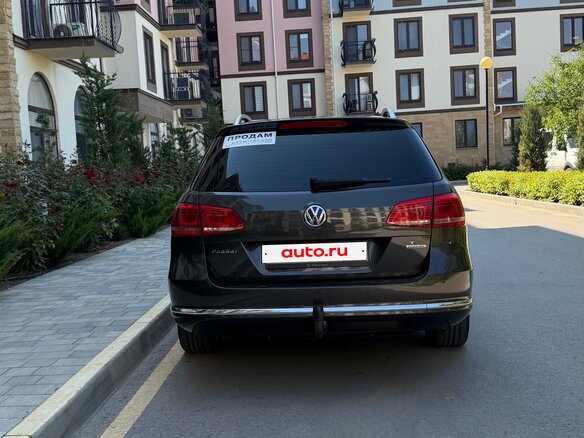 2012 Volkswagen Passat B7, коричневый, 1400000 рублей - вид 8