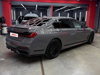 2020 BMW 7 серии Long 740Li xDrive VI (G11/G12) Рестайлинг, серый, 7200000 рублей, вид 4