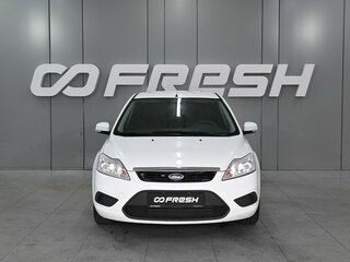 2010 Ford Focus II Рестайлинг, белый, 700000 рублей, вид 3