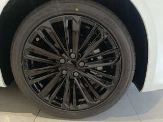 2026 Geely Preface I, белый, 3434990 рублей, вид 4