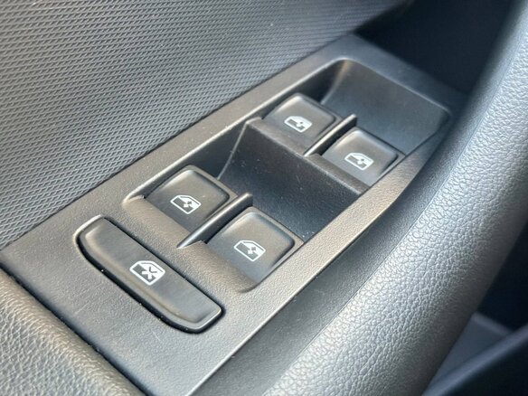 2019 Skoda Rapid I Рестайлинг, красный, 1685000 рублей - вид 18