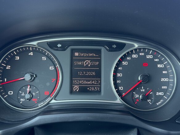 2011 Audi A1 I (8X), коричневый, 850000 рублей - вид 9