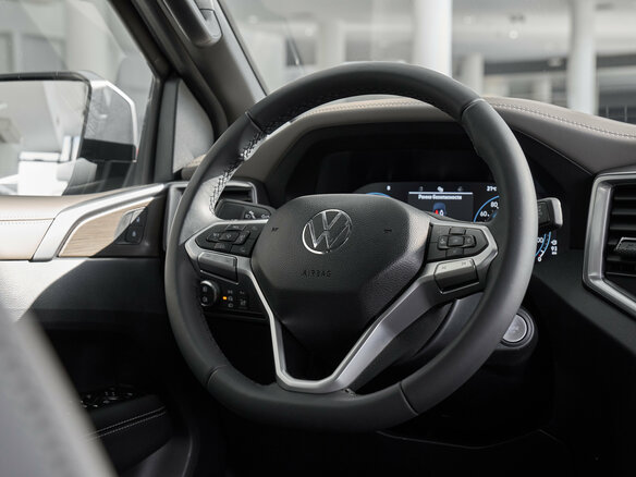 2025 Volkswagen Amarok II, серый, 11800000 рублей - вид 12