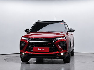 2022 Chevrolet TrailBlazer III, пурпурный, 1650000 рублей, вид 2