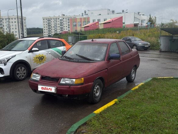 2000 Lada (ВАЗ) 2110, красный, 100000 рублей
