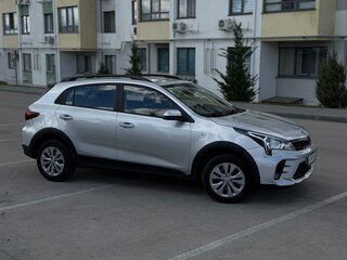 2021 Kia Rio X IV Рестайлинг, серый, 1590000 рублей, вид 3