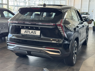 2026 Geely Atlas II, чёрный, 4119990 рублей, вид 3