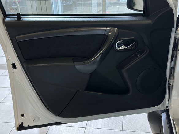 2016 Renault Duster I Рестайлинг, белый, 1240000 рублей - вид 13