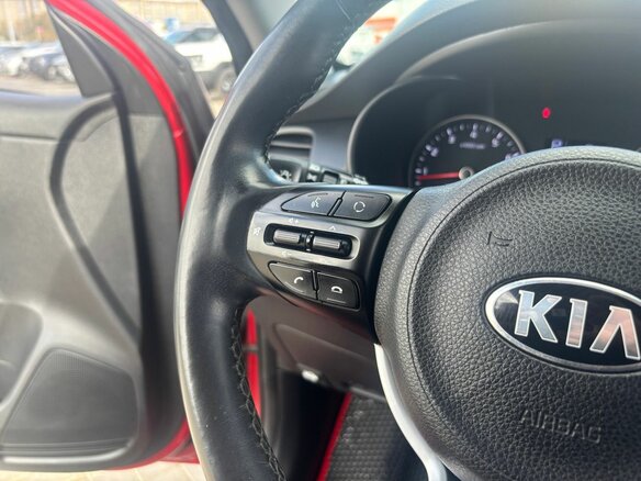 2018 Kia Rio IV, красный - вид 15