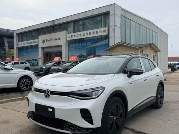 2025 Volkswagen ID.4 Crozz, белый, 4500000 рублей - вид 3