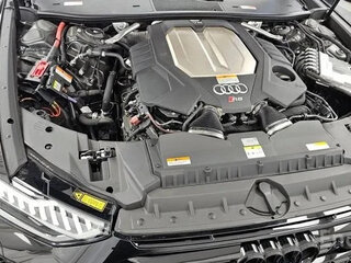 2024 Audi RS 6 performance IV (C8), чёрный, 15250000 рублей, вид 3