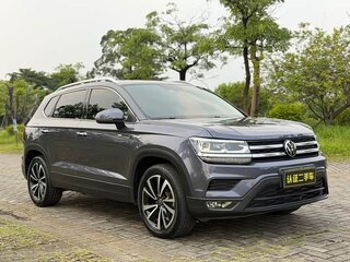 2022 Volkswagen Tharu I, серый, 1415000 рублей, вид 3