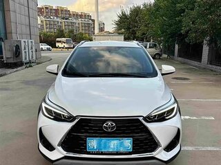 2022 Toyota Yaris L X XP150 Рестайлинг, белый, 1210000 рублей, вид 1