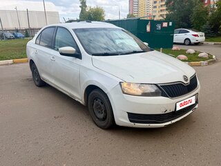 2018 Skoda Rapid I Рестайлинг, белый, 680000 рублей, вид 3