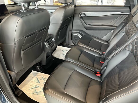 2026 Geely Okavango I Рестайлинг, синий, 4085990 рублей - вид 15