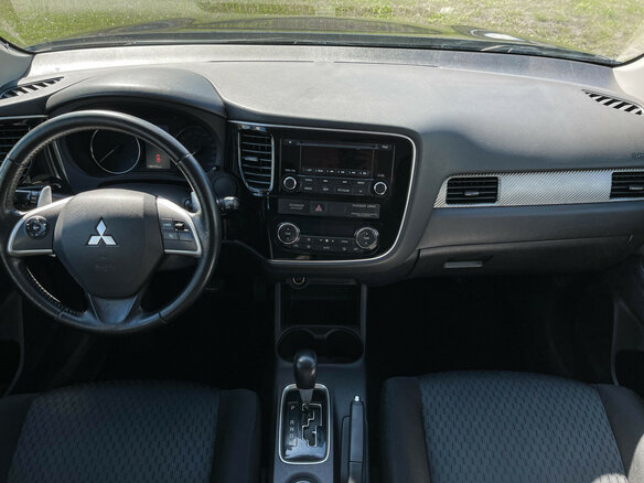 2013 Mitsubishi Outlander III, чёрный - вид 11