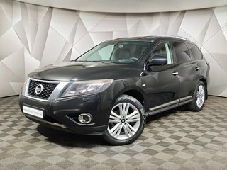 Nissan Pathfinder IV