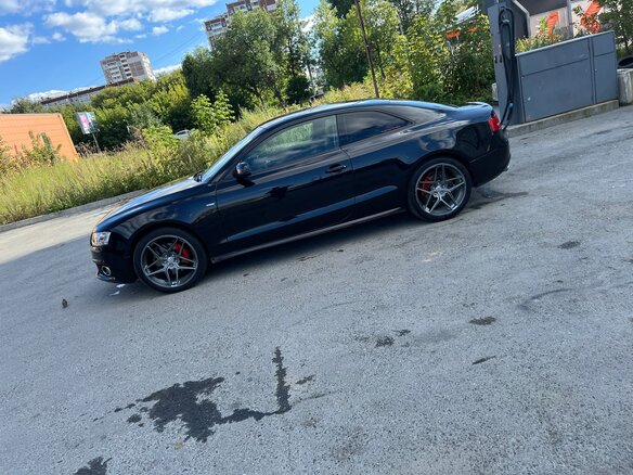 2010 Audi A5 I (8T), чёрный, 1100000 рублей - вид 8