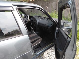 2012 Chevrolet Niva I Рестайлинг, серый, 450000 рублей, вид 5