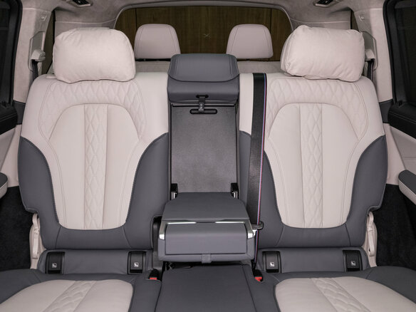 2026 BMW X7 40d I (G07) Рестайлинг, серый, 18700000 рублей - вид 23